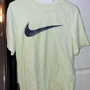 NEW Nike Tee mens size Large